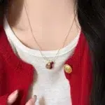 Pomegranate Necklace Model