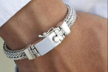 Thumbnail for Does Stainless Steel Jewelry Rust​ – How to Protect it?